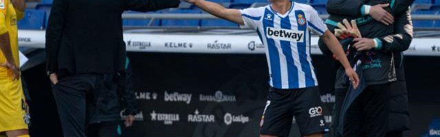 kaiyun-​提前结束西乙回国勤王 武磊盼带着升级喜悦回归