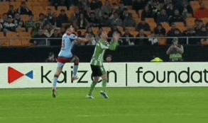 开云体育入口-赔了儿子又折兵 范佩西目睹儿子重伤被担架抬下场