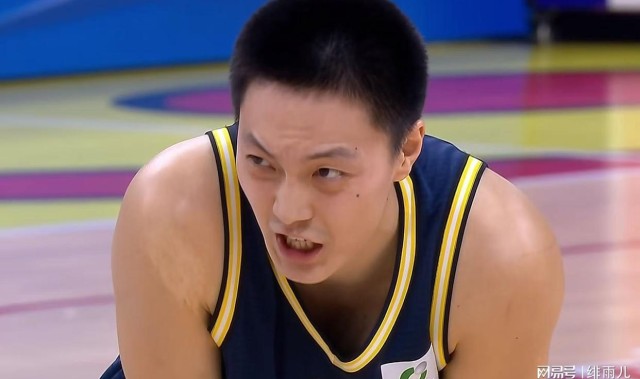 广东本赛季离队第一人？萨林杰坑惨杜锋，奎因确认留下！