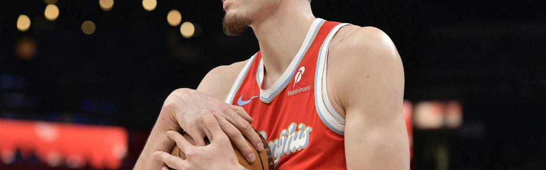 开云体育下载-赛季报销！应力性骨折，2米21巨人陨落，一年2次手术啊，真倒霉